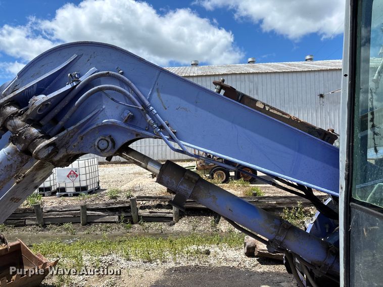 image for item FC1708 Hitachi EX75UR mini excavator