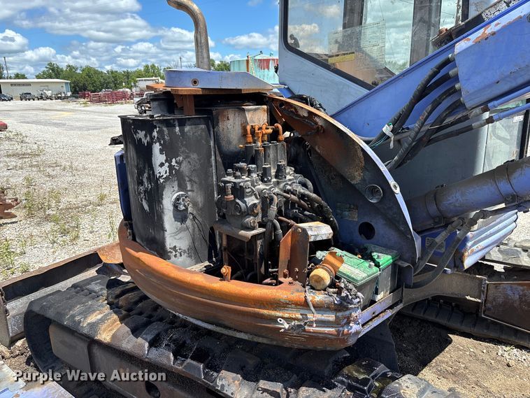 image for item FC1708 Hitachi EX75UR mini excavator