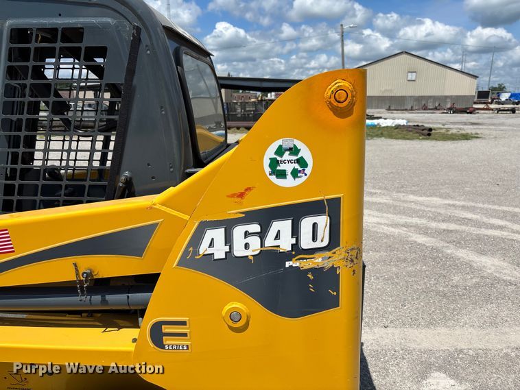 image for item FC1716 2013 Gehl 4640 skid steer loader
