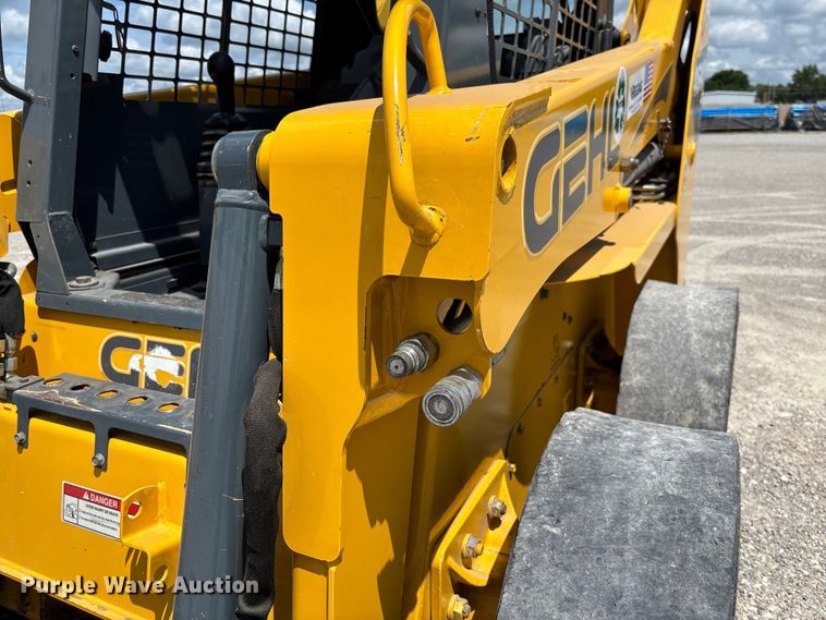 image for item FC1716 2013 Gehl 4640 skid steer loader