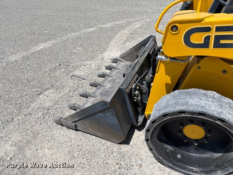 image for item FC1716 2013 Gehl 4640 skid steer loader