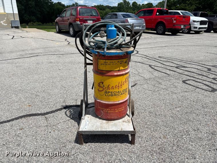 image for item FC1718 Macnaught P5 pneumatic grease pump