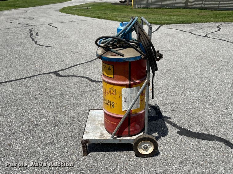 image for item FC1718 Macnaught P5 pneumatic grease pump