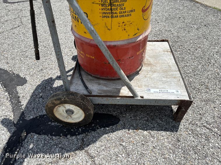 image for item FC1718 Macnaught P5 pneumatic grease pump