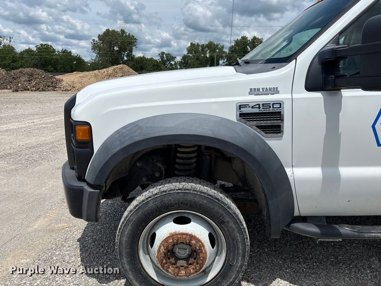 image for item FC1721 2008 Ford F450 Super Duty XL utility / service truck