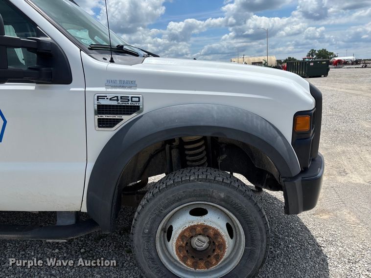 image for item FC1721 2008 Ford F450 Super Duty XL utility / service truck