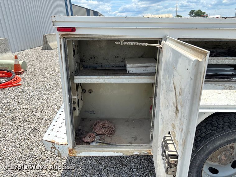 image for item FC1721 2008 Ford F450 Super Duty XL utility / service truck