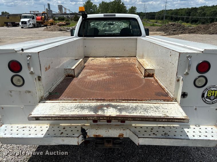 image for item FC1721 2008 Ford F450 Super Duty XL utility / service truck