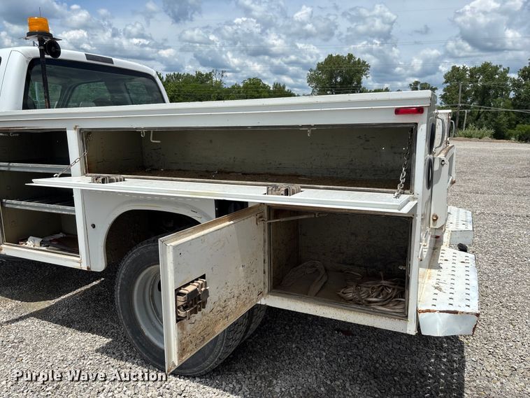 image for item FC1721 2008 Ford F450 Super Duty XL utility / service truck