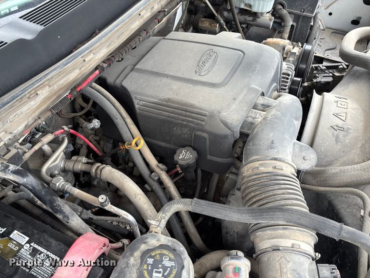 image for item FC1743 2007 Chevrolet Silverado 3500HD dump bed pickup truck