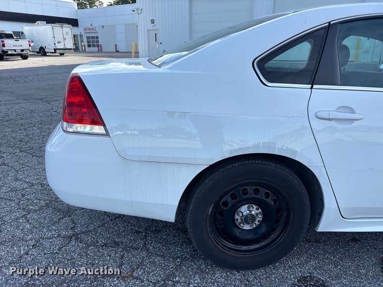 image for item FC2410 2016 Chevrolet Impala Police Cruiser 