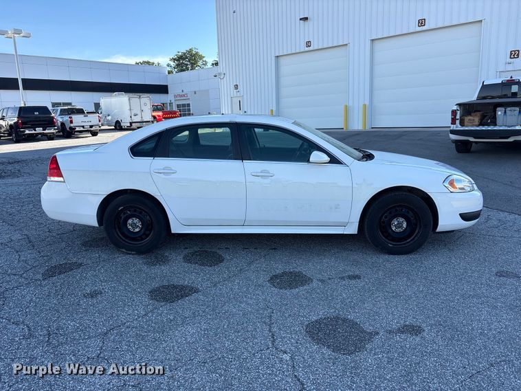 image for item FC2412 2016 Chevrolet Impala Police Cruiser 