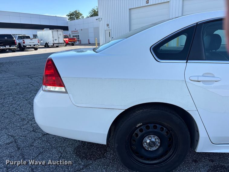 image for item FC2412 2016 Chevrolet Impala Police Cruiser 