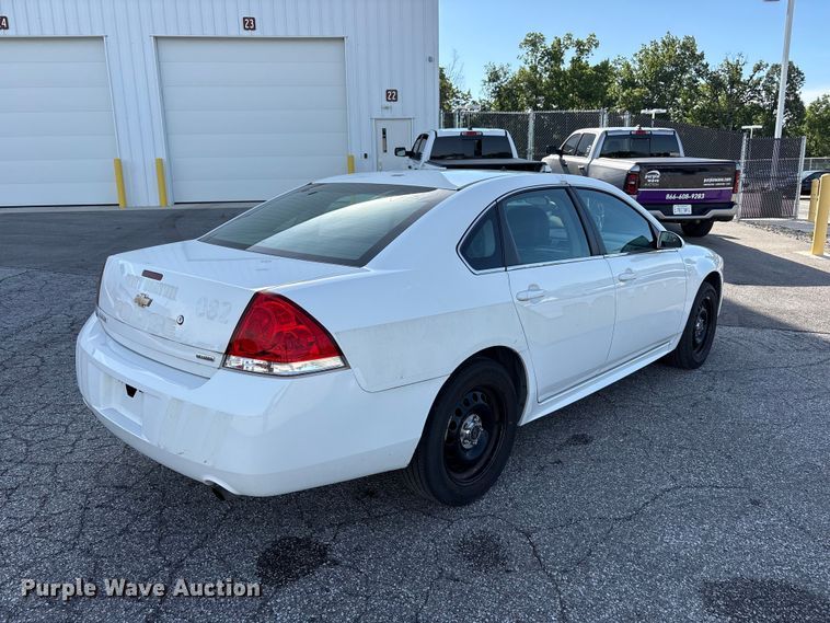 image for item FC2413 2016 Chevrolet Impala Police Cruiser 