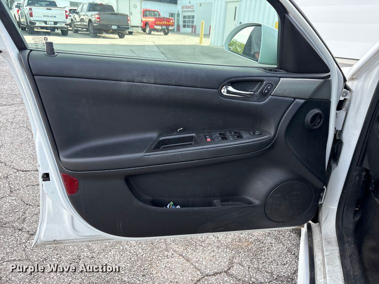 image for item FC2414 2016 Chevrolet Impala Police Cruiser 