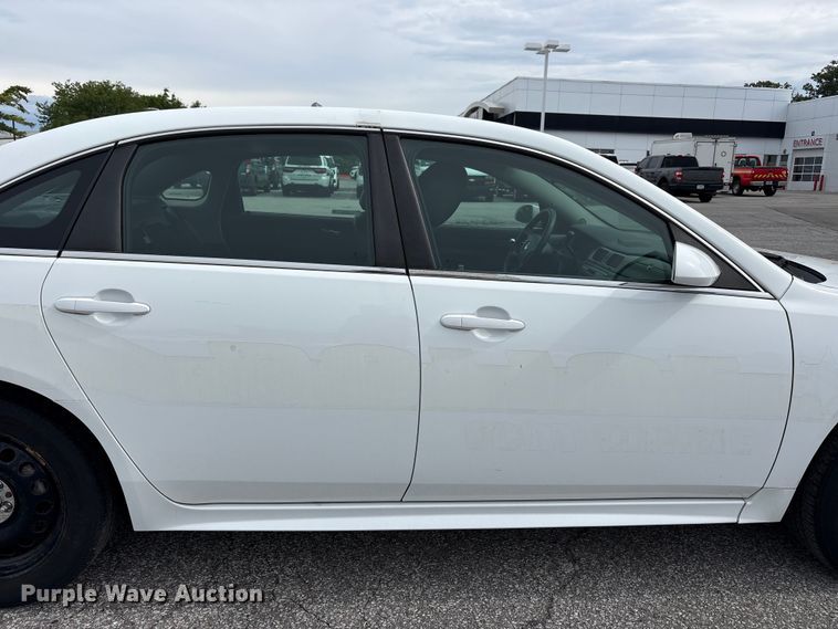 image for item FC2417 2016 Chevrolet Impala Police Cruiser 