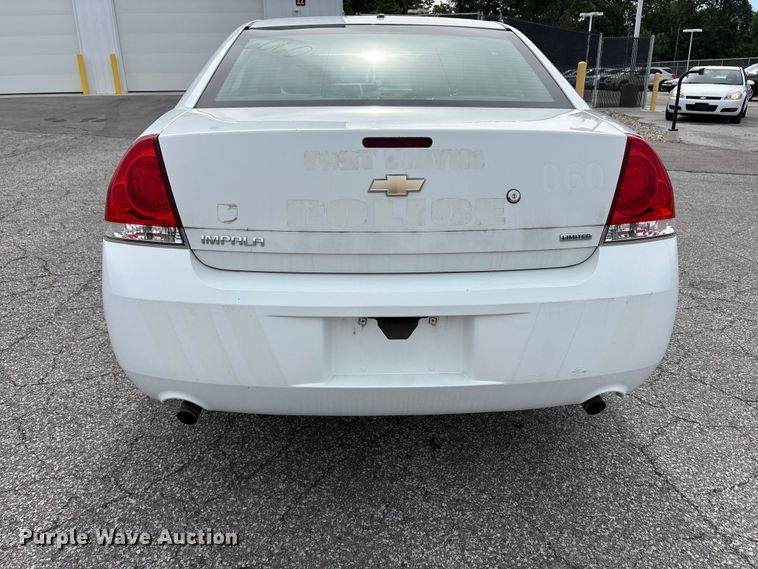 image for item FC2417 2016 Chevrolet Impala Police Cruiser 