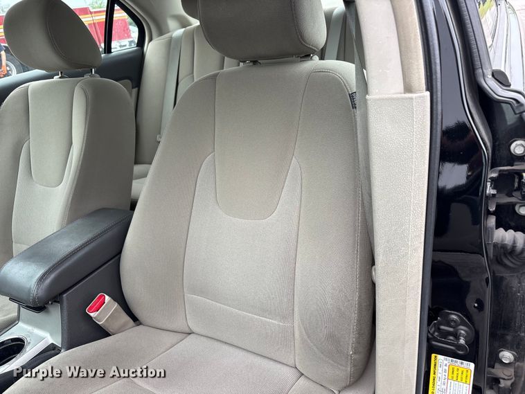 image for item FC2424 2012 Ford Fusion 