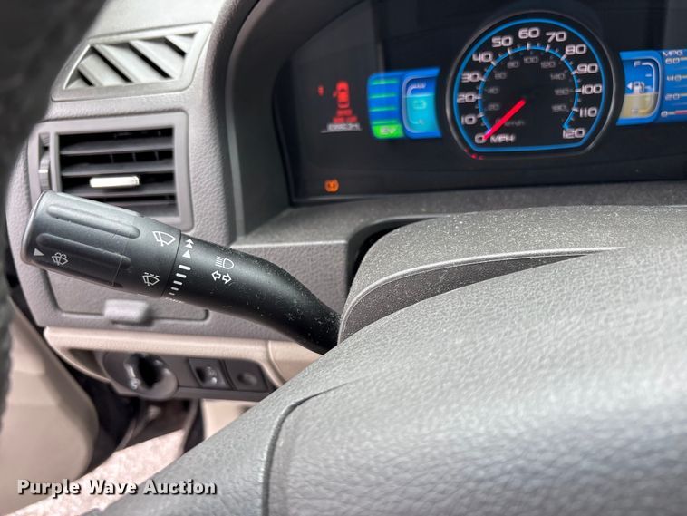 image for item FC2424 2012 Ford Fusion 