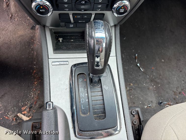 image for item FC2424 2012 Ford Fusion 