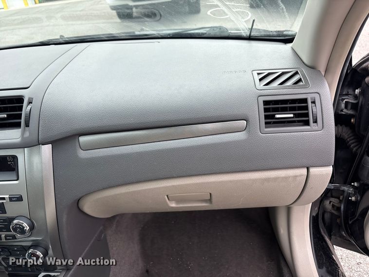 image for item FC2424 2012 Ford Fusion 