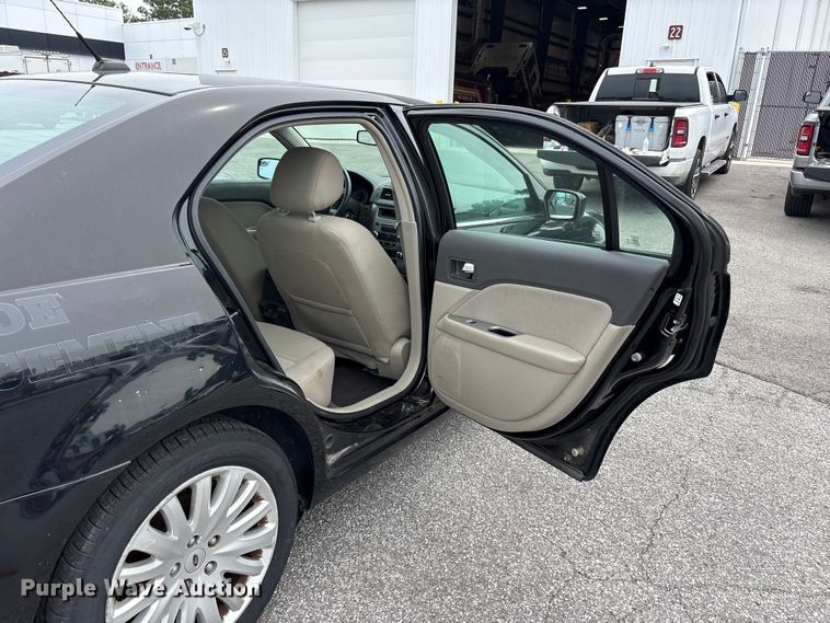image for item FC2424 2012 Ford Fusion 