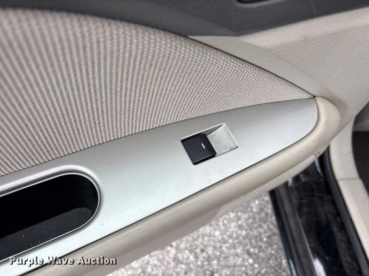image for item FC2424 2012 Ford Fusion 