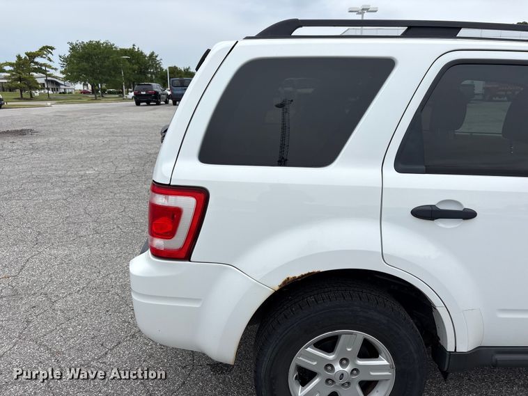 image for item FC2429 2009 Ford Escape SUV