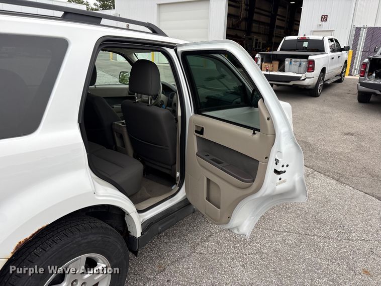 image for item FC2429 2009 Ford Escape SUV