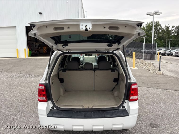 image for item FC2429 2009 Ford Escape SUV