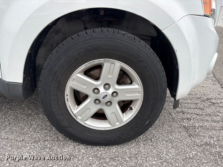 image for item FC2429 2009 Ford Escape SUV
