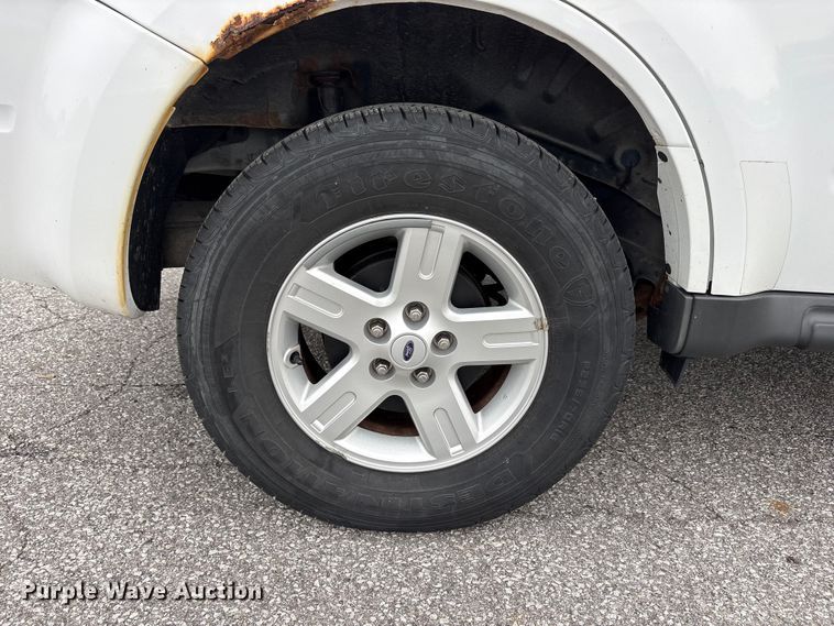 image for item FC2429 2009 Ford Escape SUV