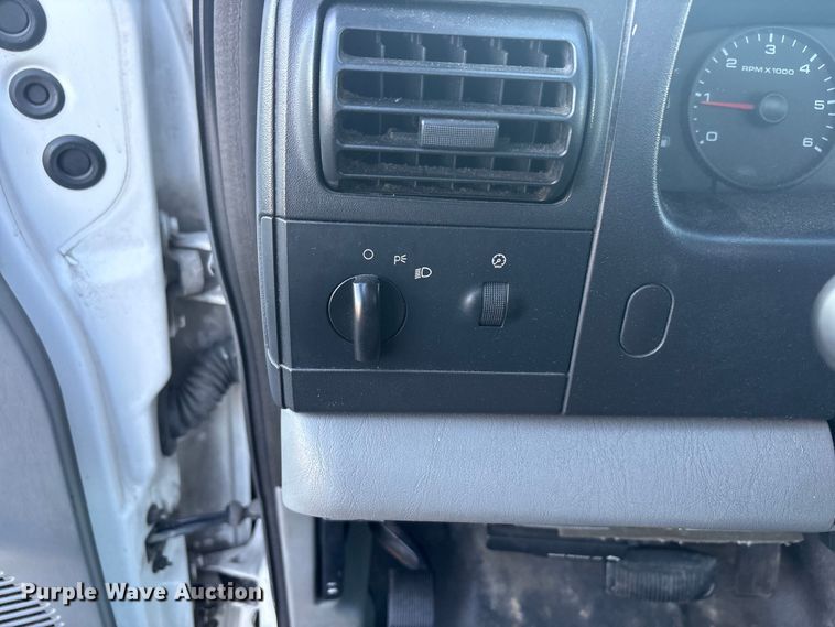 image for item FC2431 2006 Ford F450 Super Duty utility / service truck