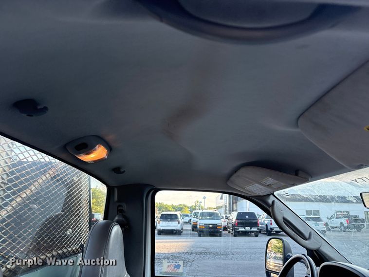 image for item FC2431 2006 Ford F450 Super Duty utility / service truck