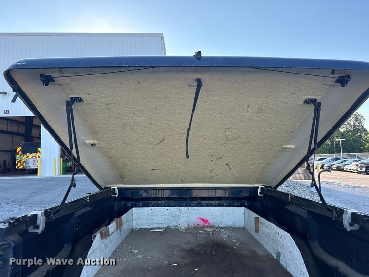 image for item FC2433 2005 Ford F150 Ext. Cab pickup truck