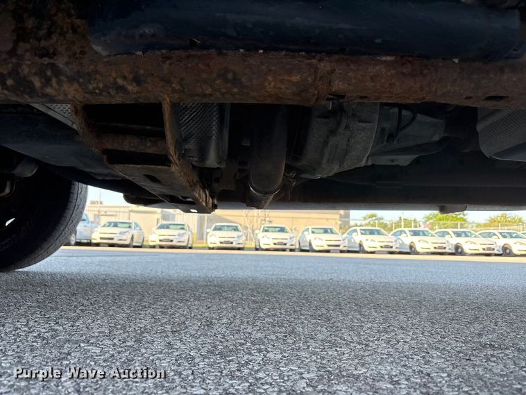 image for item FC2433 2005 Ford F150 Ext. Cab pickup truck