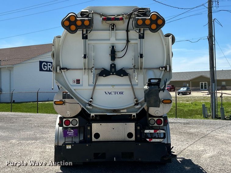 image for item FC2726 2009 International WorkStar 7400 sewer jetter truck