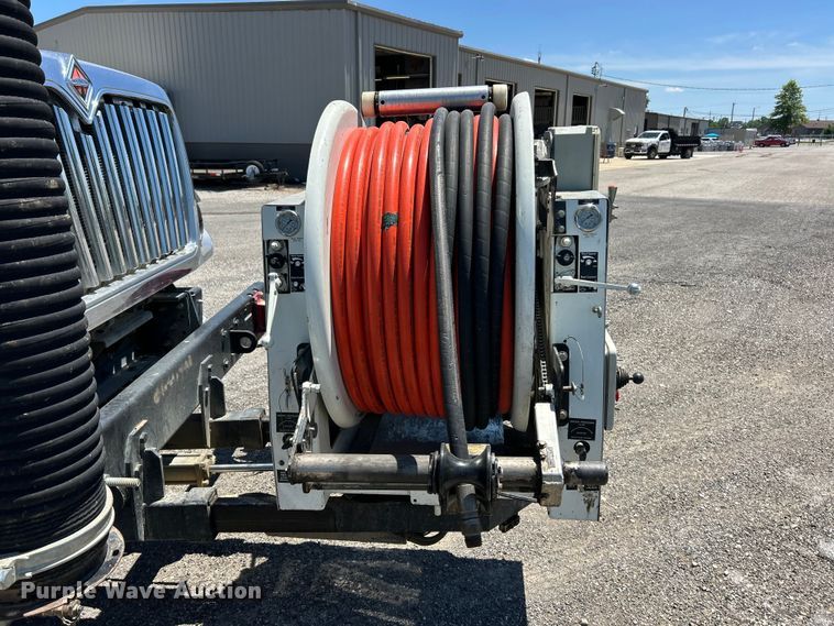 image for item FC2726 2009 International WorkStar 7400 sewer jetter truck