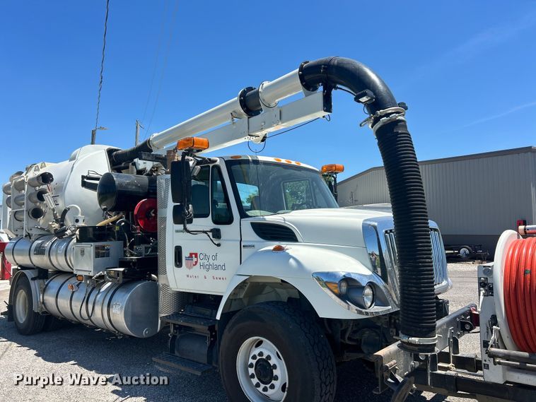 image for item FC2726 2009 International WorkStar 7400 sewer jetter truck