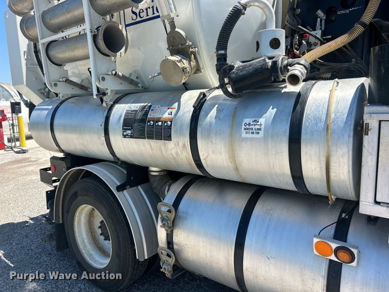 image for item FC2726 2009 International WorkStar 7400 sewer jetter truck