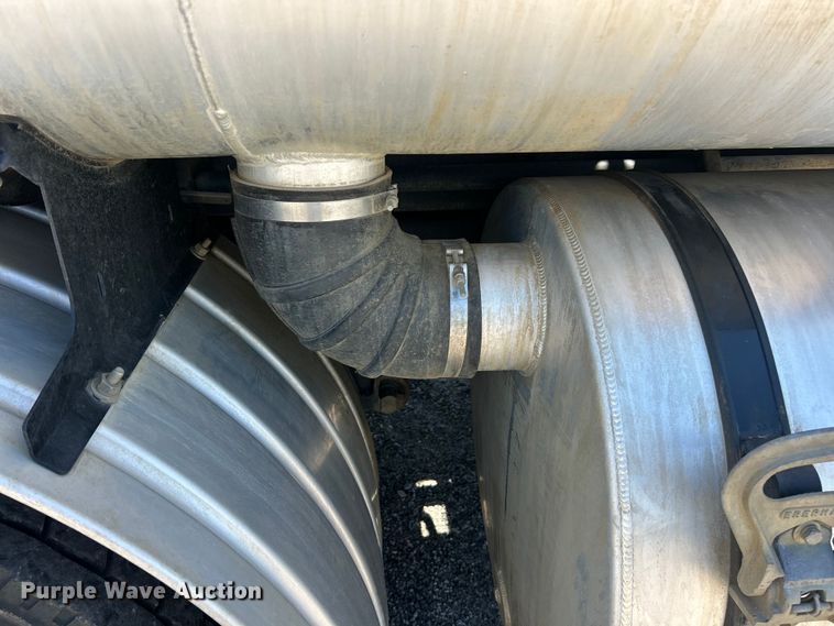 image for item FC2726 2009 International WorkStar 7400 sewer jetter truck