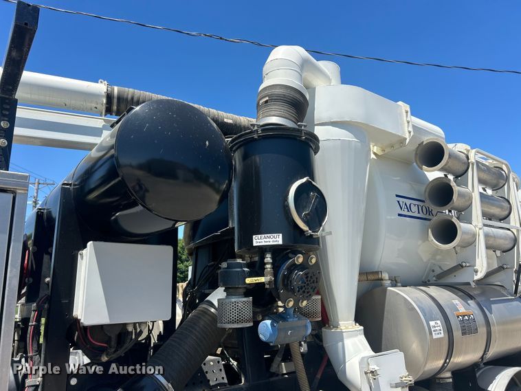 image for item FC2726 2009 International WorkStar 7400 sewer jetter truck