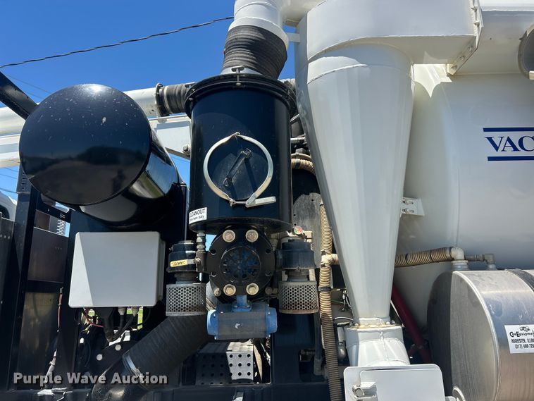 image for item FC2726 2009 International WorkStar 7400 sewer jetter truck