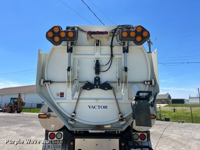 image for item FC2726 2009 International WorkStar 7400 sewer jetter truck