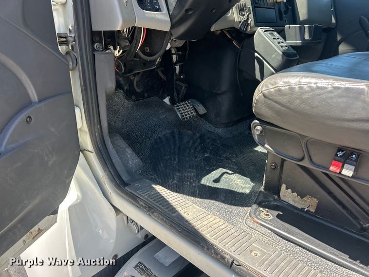 image for item FC2726 2009 International WorkStar 7400 sewer jetter truck