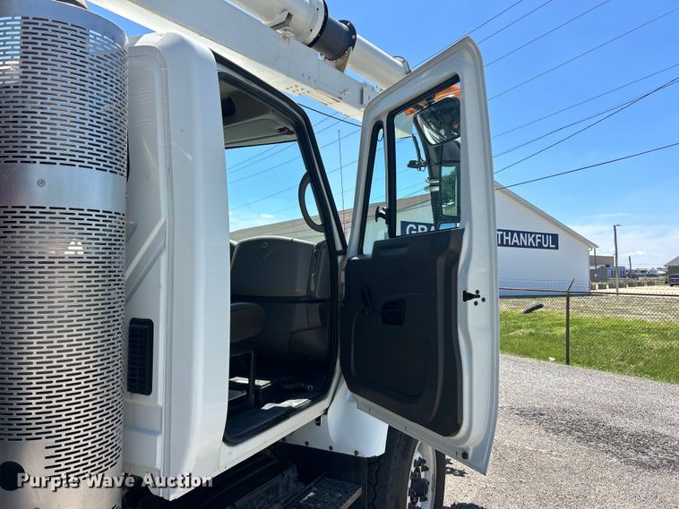 image for item FC2726 2009 International WorkStar 7400 sewer jetter truck