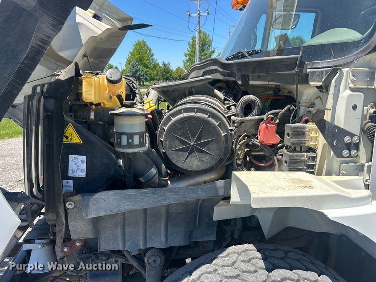 image for item FC2726 2009 International WorkStar 7400 sewer jetter truck
