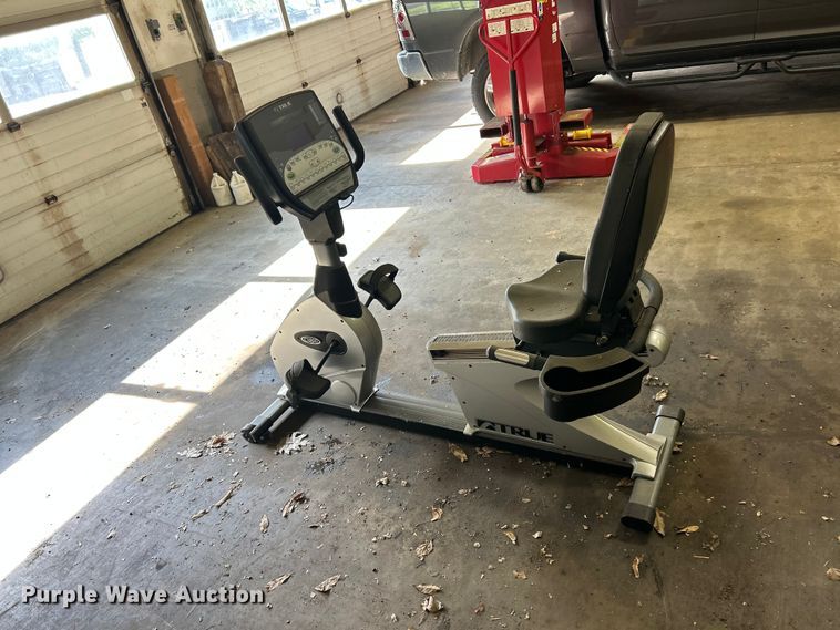 image for item FC2751 True CS800 exercise bike