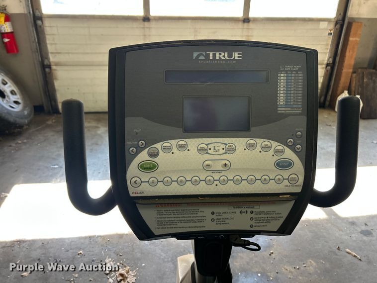 image for item FC2751 True CS800 exercise bike