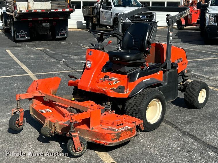 image for item FC2753 Kubota F3080 ZTR lawn mower